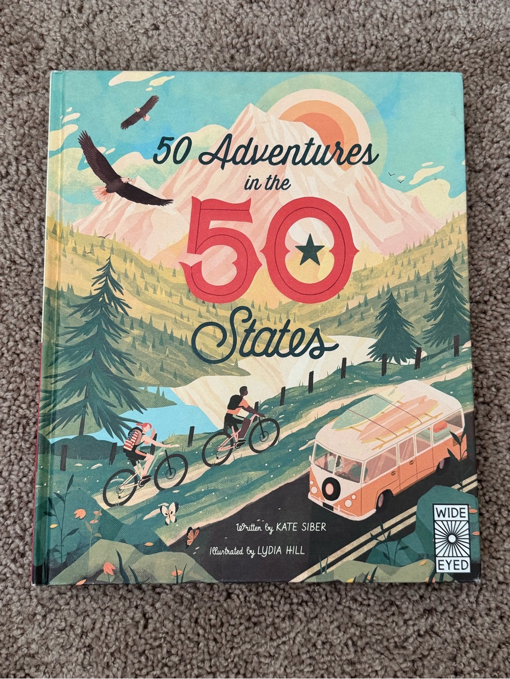 '50 Adventures in the 50 States' Illustrated Adventure Book